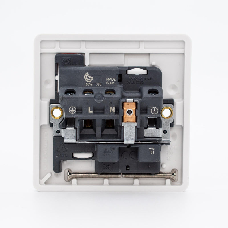 MK Logic Plus K2657SAWHI, 13A Single Switch Socket with NEON Indicator